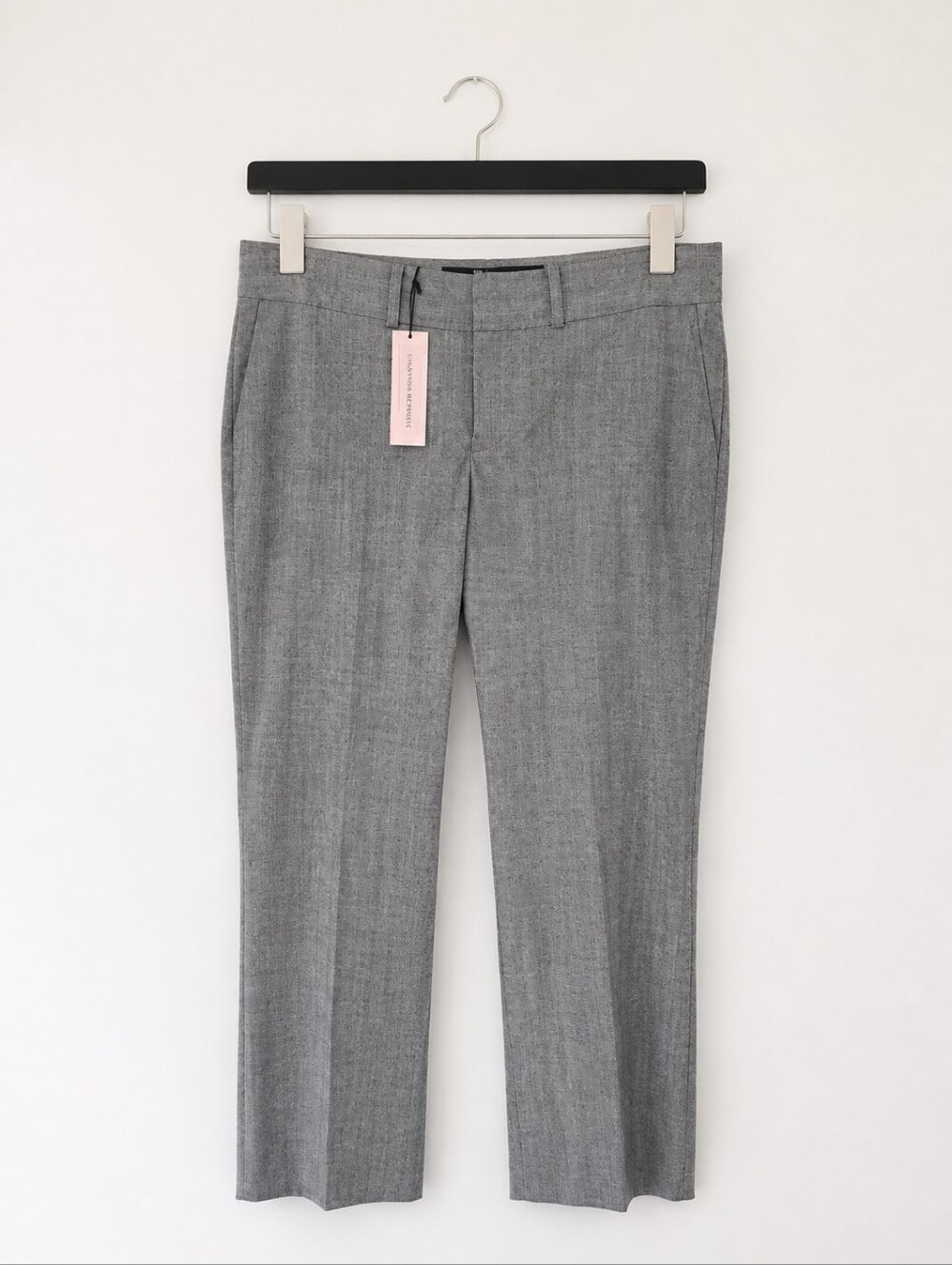 ✨️𝑴𝒂𝒌𝒆 𝒂𝒏 𝑶𝒇𝒇𝒆𝒓✨️•Banana Republic Martin Fit Pants